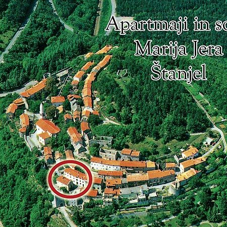 Apartmaji In Sobe Marija Jera Stanjel Štanjel Exterior foto