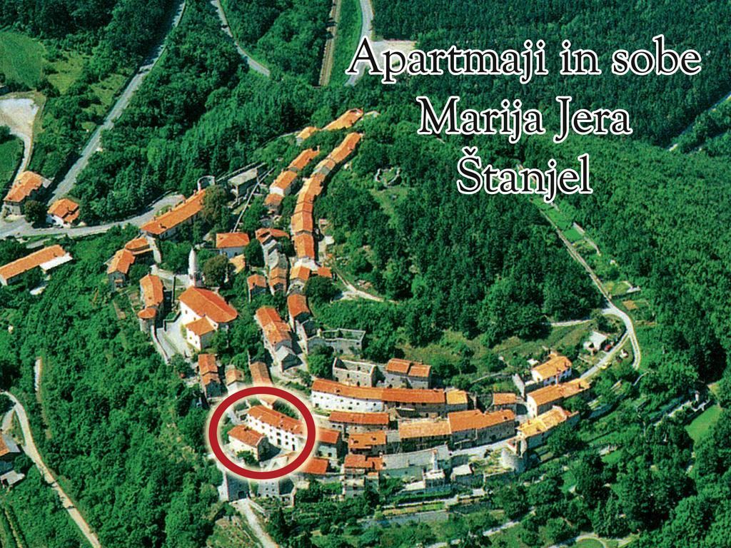 Apartmaji In Sobe Marija Jera Stanjel Štanjel Exterior foto