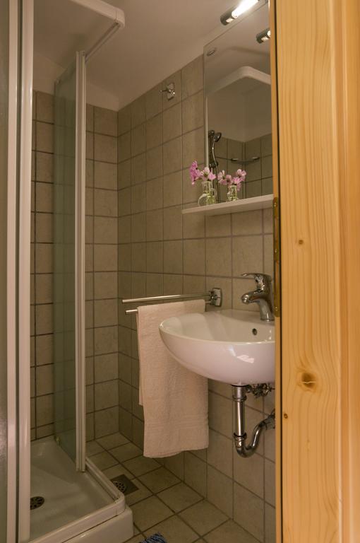 Apartmaji In Sobe Marija Jera Stanjel Štanjel Quarto foto